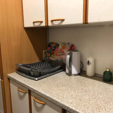 Convenient 3br Apt. Near Danube & Millenium Tower Apartament