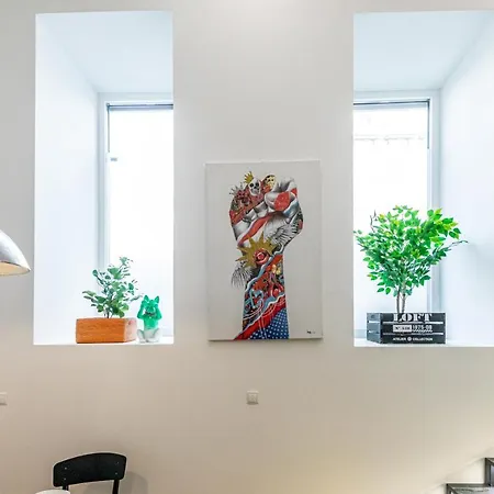Stilvolles Trendiges Loft In Toller Lage, 