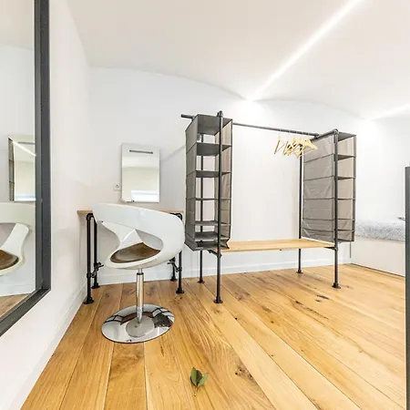 Stilvolles Trendiges Loft In Toller Lage, 