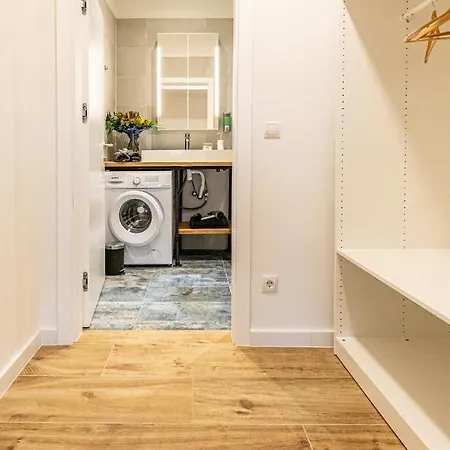 Stilvolles Trendiges Loft In Toller Lage, 