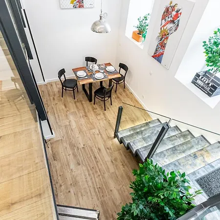 Stilvolles Trendiges Loft In Toller Lage, 