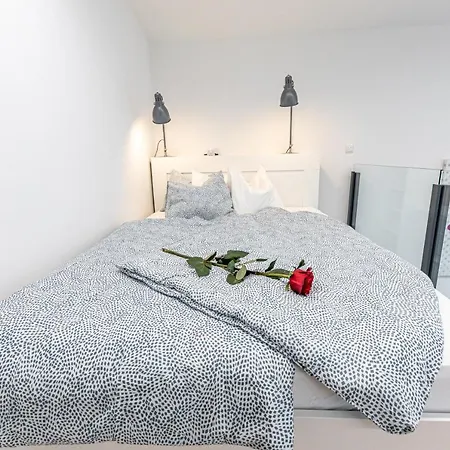 Stilvolles Trendiges Loft In Toller Lage, 