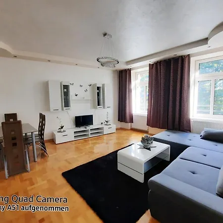 Lux Prestige * Vienna