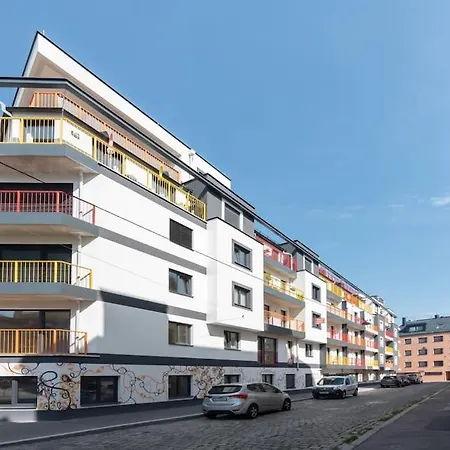 Apartament Neu Und Hell In Zentraler Ruhelage Mit Parkplatz Wiedeń