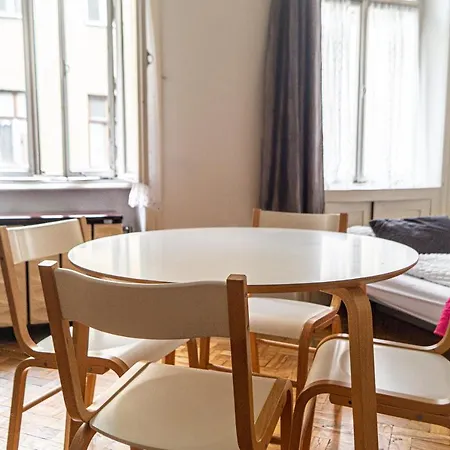 Apartment Stunning 2br Neighboring Apts.perfect For 8 Guests *