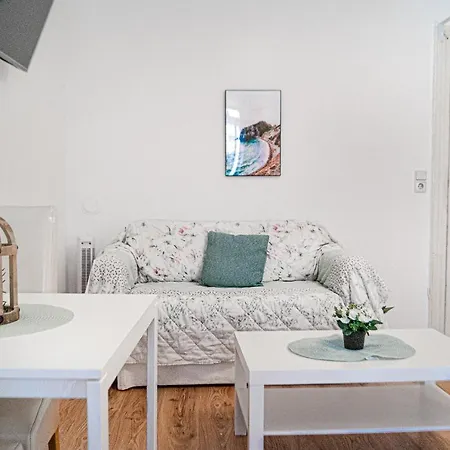 Stunning 2br Neighboring Apts.perfect For 8 Guests Apartment *