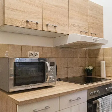 Stunning 2br Neighboring Apts.perfect For 8 Guests *