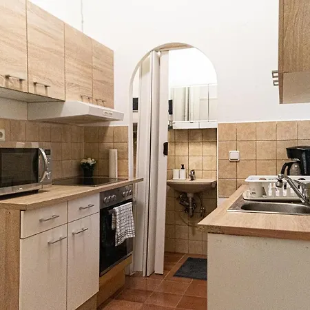 Stunning 2br Neighboring Apts.perfect For 8 Guests Apartment *