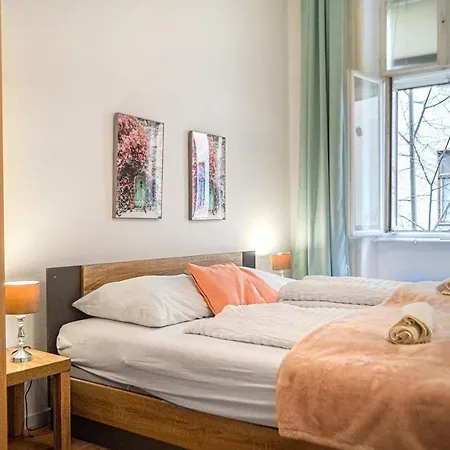 Stunning 2br Neighboring Apts.perfect For 8 Guests Vienna