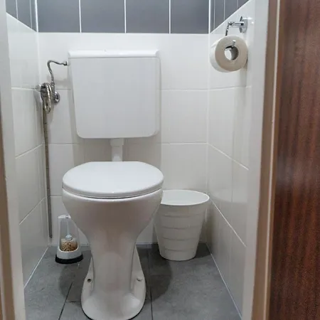 Apartment Stunning 2br Neighboring Apts.perfect For 8 Guests *