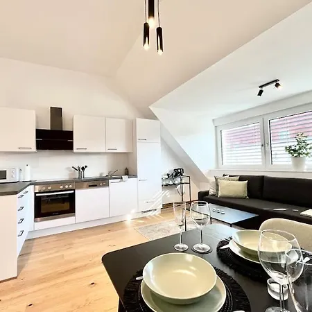 Orestaliving - Penthouse In 1020 *