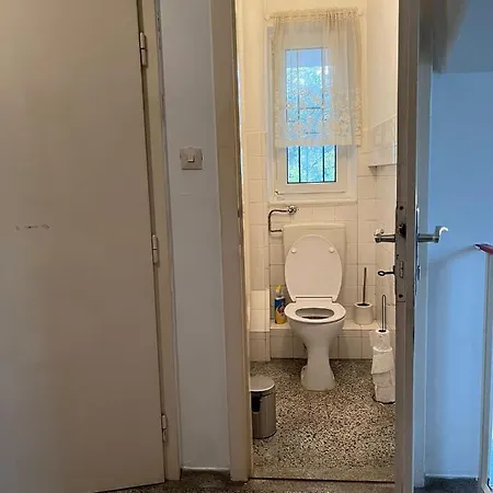 Breathtaking Near Danube River /w Garden And Parking Villa