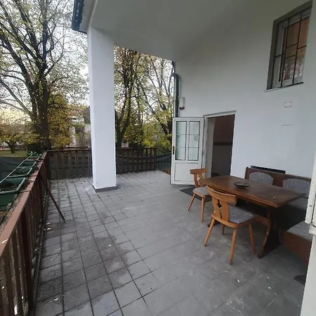 Breathtaking Near Danube River /w Garden And Parking Vienne
