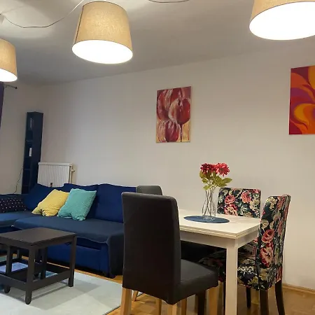 Apartment In 3