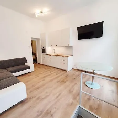 Urbanes In *