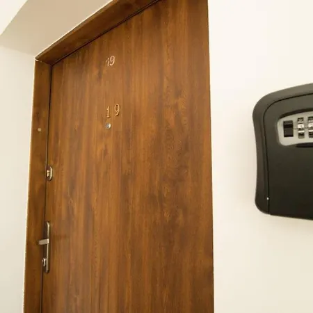 Stilvolle Urbane Auszeit L Lf19 Apartment