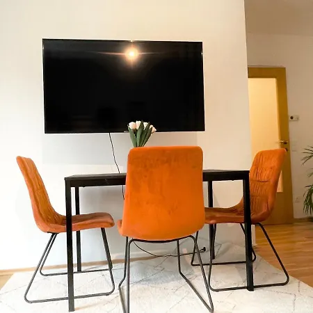 Premium With Balcony In Classy Area Apartment Vienna