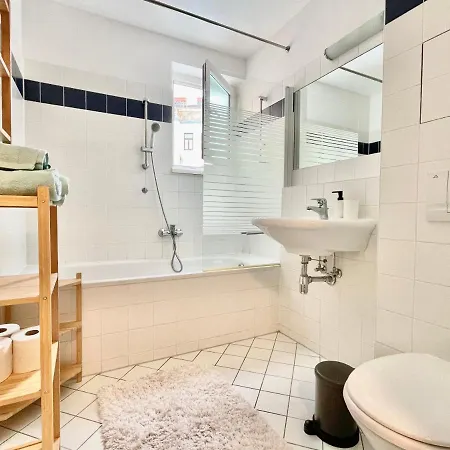 Apartment Premium With Balcony In Classy Area Vienna