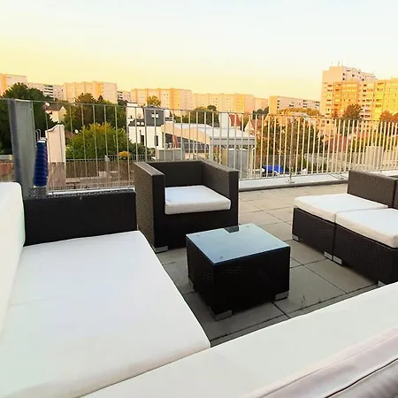 Rooftop Terrace, Free Garage Parking And Pool! Apartament Wiedeń