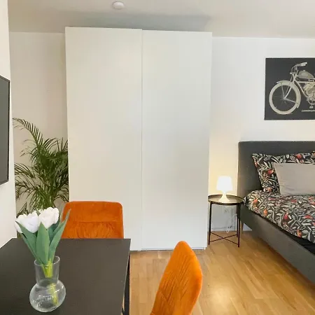 Premium With Balcony In Classy Area Apartment *
