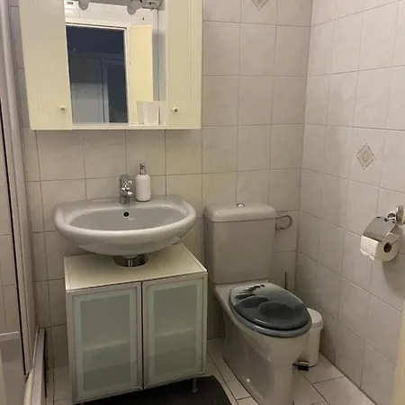 In 3 Apartment