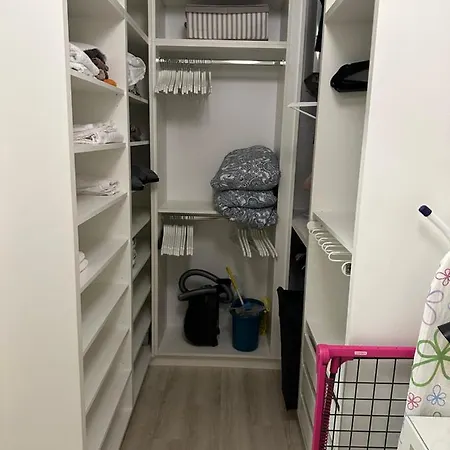 Comf. Apart Near The - 13 Minutes To 1st Apartment