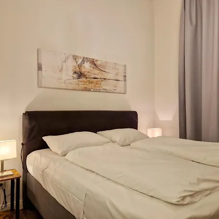 Mozart - Newly Renovated Pensionat *