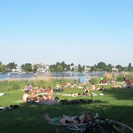 公寓 Schoenes Living Am Donauufer
