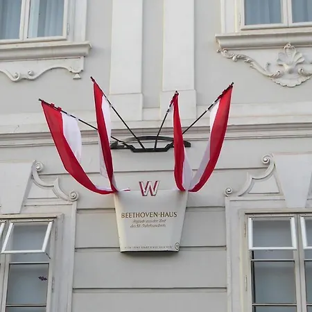 Wohnen Im Schoensten Viertel Wiens *