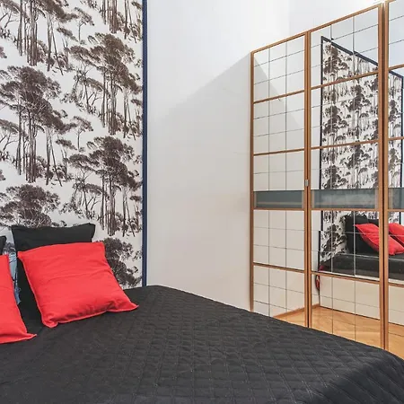 City-apartment In Center Of