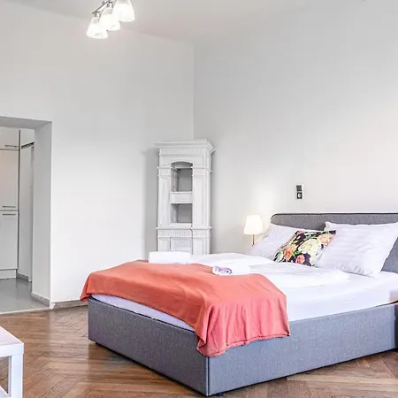 Apartment 4 Great Akh - Ideal For Groups Of 19 *