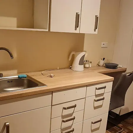 拉亚巴克公寓酒店 公寓式酒店 2*