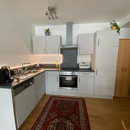 9 Stops Away From City-centre Apartment *