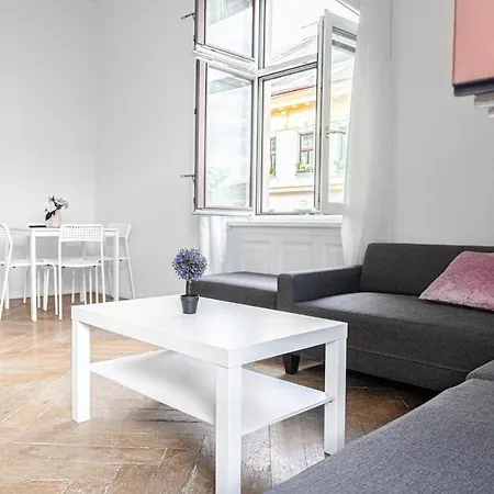 Apartment 4 Great Akh - Ideal For Groups Of 19 *