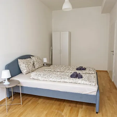 Apartment Ottakring *