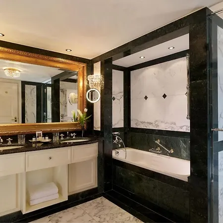 Imperial, A Luxury Collection Hotel,