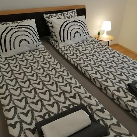 Tesla Apartment Vienna