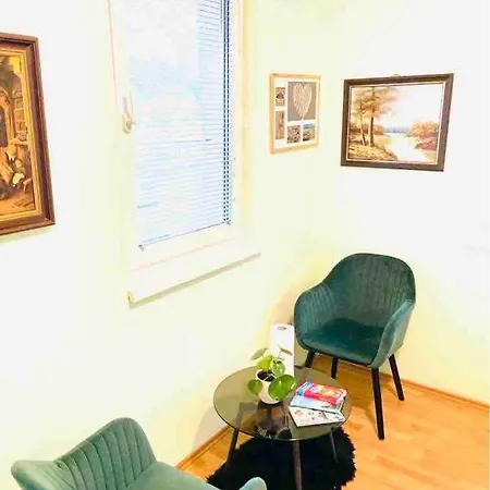 Homestay Karlsrooms