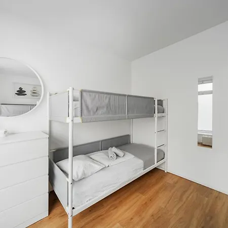 Aparthotel Lofts *