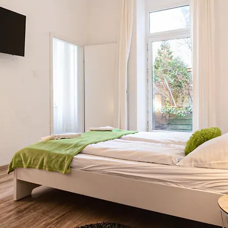 Superb 3 Complex For 9p Near Wiener Stadthalle Apartman