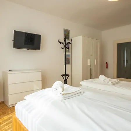 Living - Stephansdom Apartman