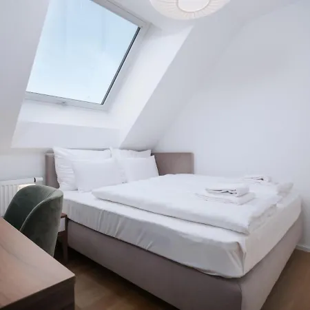 Myfavorit - Spacious Next To Puplic Transport U1 Direct Connection To Citycenter Apartament *
