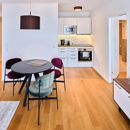 Myfavorit - Spacious Next To Puplic Transport U1 Direct Connection To Citycenter Viena