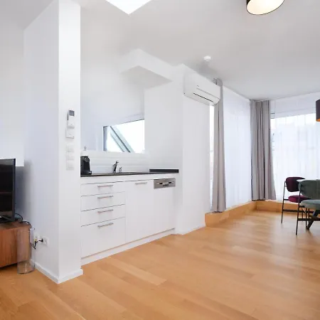 Myfavorit - Spacious Next To Puplic Transport U1 Direct Connection To Citycenter Apartament Viena