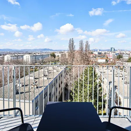 Apartament Myfavorit - Spacious Next To Puplic Transport U1 Direct Connection To Citycenter *