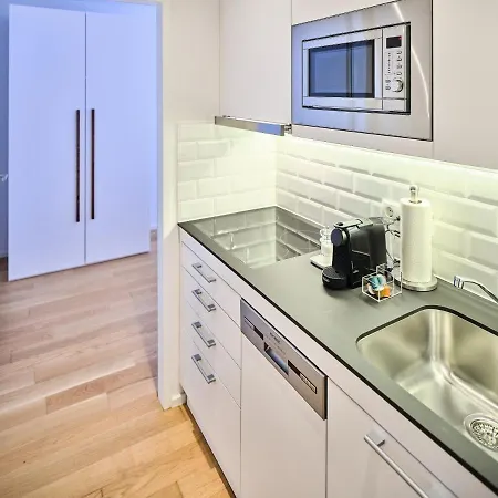 Apartament Myfavorit - Spacious Next To Puplic Transport U1 Direct Connection To Citycenter Viena