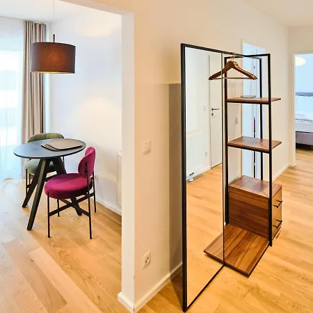 Apartament Myfavorit - Spacious Next To Puplic Transport U1 Direct Connection To Citycenter *