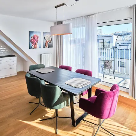 Myfavorit - Spacious Next To Puplic Transport U1 Direct Connection To Citycenter Apartament *