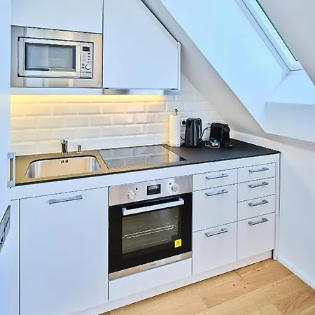 Myfavorit - Spacious Next To Puplic Transport U1 Direct Connection To Citycenter * Vienna