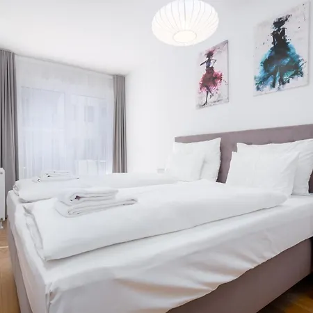 Apartament Myfavorit - Spacious Next To Puplic Transport U1 Direct Connection To Citycenter Viena